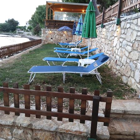 Pension Alexandros Preveza Bagian luar foto