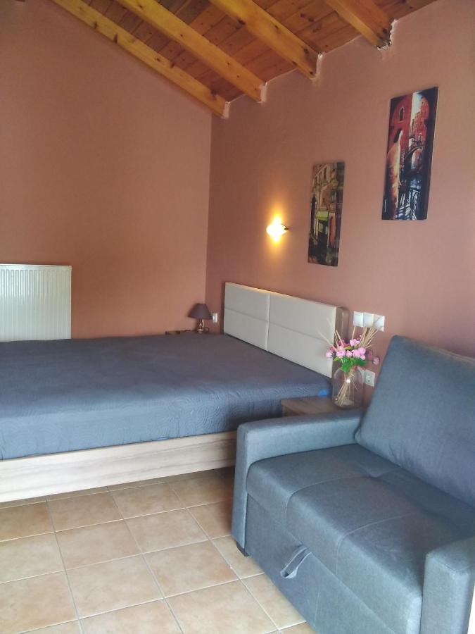 Pension Alexandros Preveza Bagian luar foto