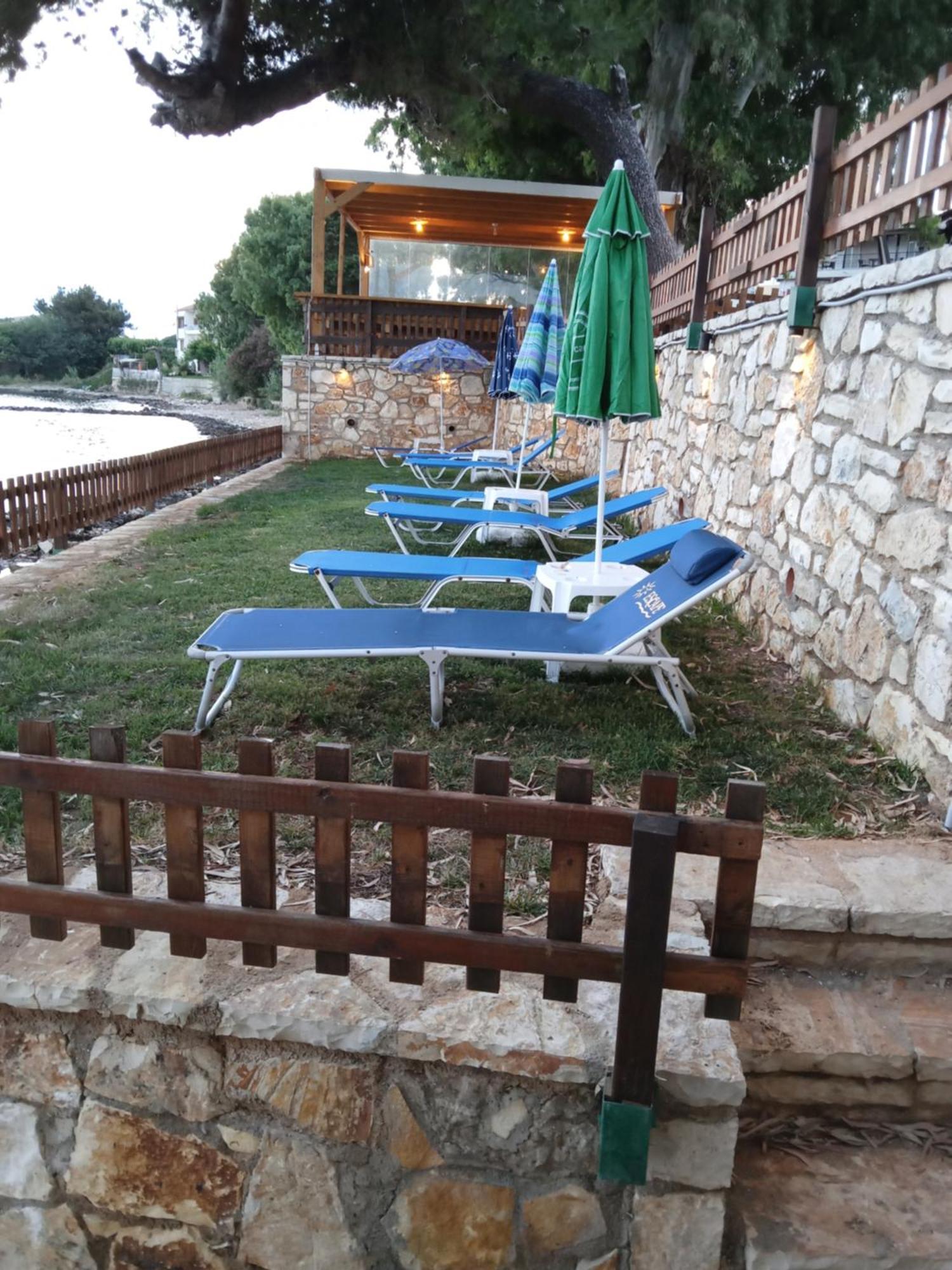Pension Alexandros Preveza Bagian luar foto