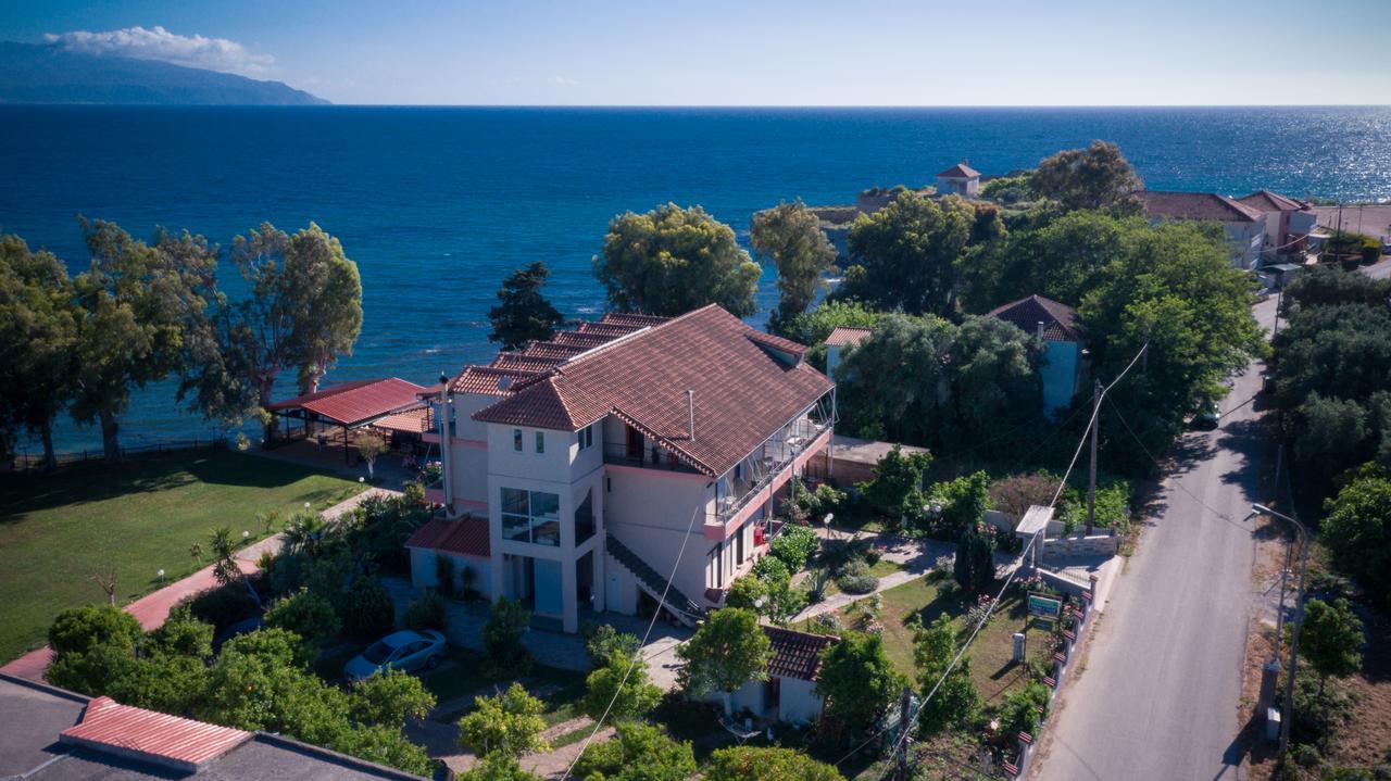 Pension Alexandros Preveza Bagian luar foto